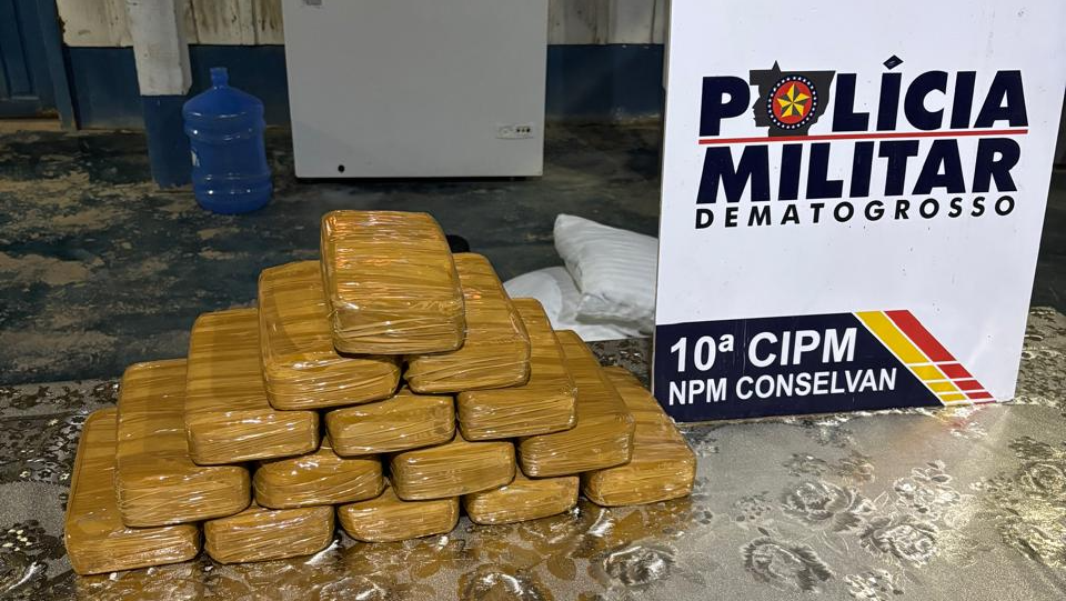 Polícia Militar prende homem com 15 tabletes de pasta base de cocaína em Aripuanã - 